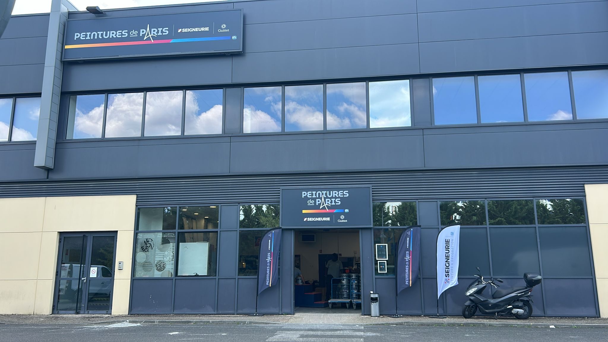 Magasin Peintures de Paris VILLENEUVE LA GARENNE